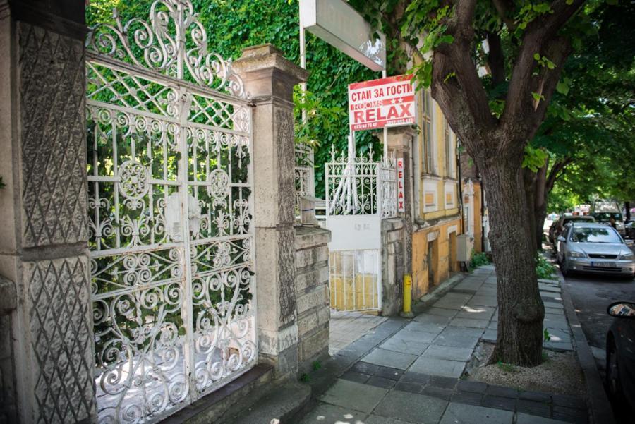 Hotel Relax Warna Exterior foto