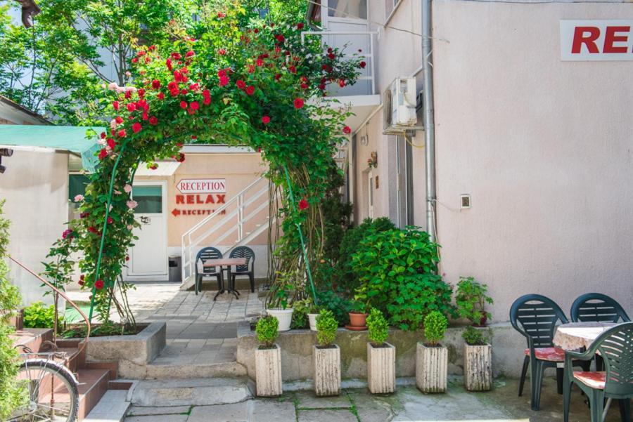 Hotel Relax Warna Exterior foto